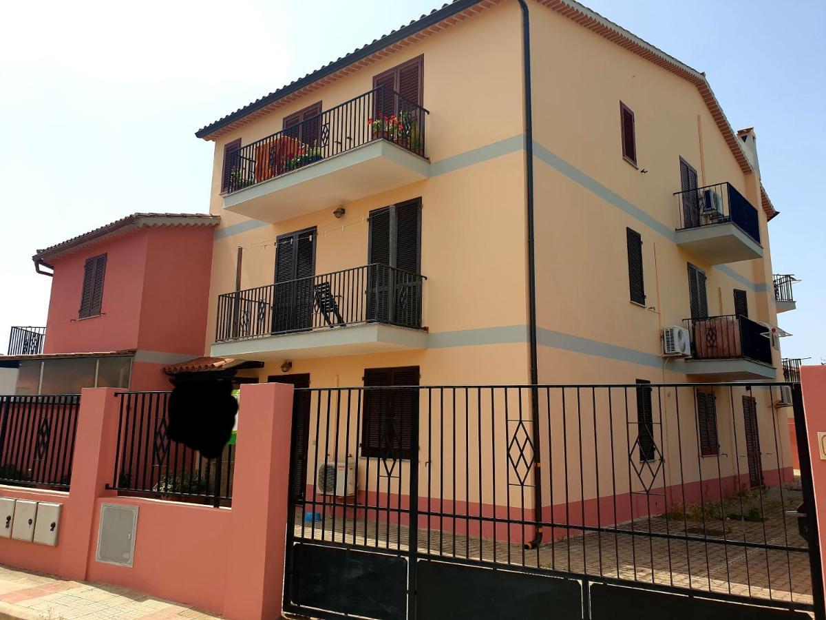Dimora Rena Dorada - Apartment In Pula, Sardinia, Italy Экстерьер фото